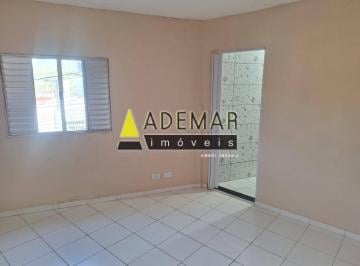 Casa · 55m² · 2 Quartos · ???? ÓTIMA OPORTUNIDADE DE LOCAÇÃO!