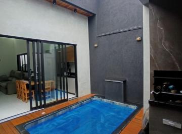 Foto 01 · Casa Jd Florida R$ 990.000,00