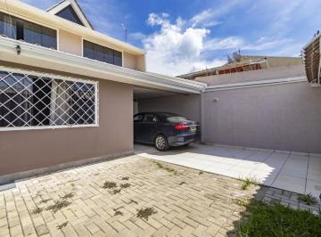 Casa de 4 quartos, Curitiba · Sobrado com 3 Unidades Independentes no Conjunto Zimbros: More e Lucre com Airbnb!