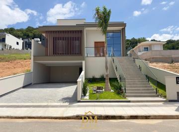 Casa · 196m² · 3 Quartos · 2 Vagas · Casa em Sertão do Maruim, São José/SC