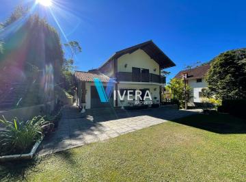 Casa · 172m² · 8 Quartos · 5 Vagas · Casa em condomínio em Teresópolis/RJ