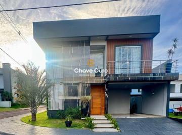 Casa · 241m² · 3 Quartos · Casa à venda - em Cascavel