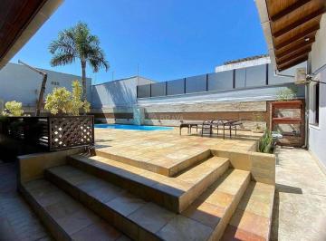 Casa · 452m² · 3 Quartos · 2 Vagas · CASA COMPLETA NO BAIRRO CORDEIROS