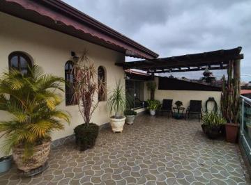 Casa · 265m² · 3 Quartos · CASA AMPLA EXCELENTE COM 3 QUARTOS SENDO 1 SUÍTE COM PISCINA E CHURRASQUEIRA