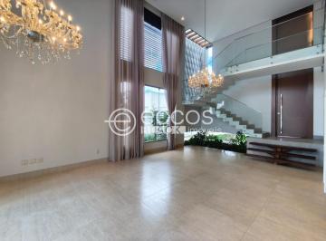 Casa · 270m² · 3 Quartos · 4 Vagas · Casa em condomínio para aluguel, 3 quartos, 1 suíte, 4 vagas, Nova Uberlândia - Uberlândia/MG