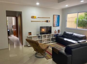 Apartamento · 118m² · 3 Quartos · 3 Vagas · Apartamento de 118 m² com quintal de 70 m², 3 dormitórios, suíte com hidromassagem e 3 vagas