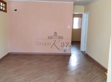 Casa · 120m² · 3 Quartos · 2 Vagas · Casa no Jardim Satélite com 3 Dormitórios - 80m².