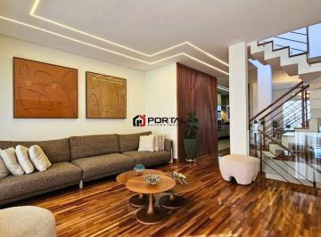 Casa · 300m² · 3 Quartos · 4 Vagas · Casa de Alto Padrão à Venda no Condomínio Quinta da Vila Real - Granja Viana!
