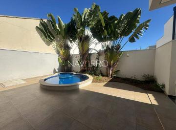 1 · Casa de condomínio com 347 m², 4 quartos sendo 4 suítes para alugar no Sunset.