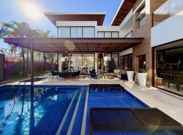 Casa · 800m² · 5 Quartos · 3 Vagas · Casa de Luxo com 5 Suítes e Projeto Duda Porto no Condomínio Santa Mônica Jardins na Barra da Tijuca