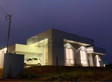 Casa · 240m² · 3 Quartos · 4 Vagas · Exclusiva Residência de Alto Padrão em Condomínio Fechado com Vista Panorâmica | Tuiuti/SP