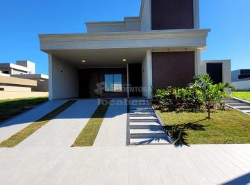 Casa · 187m² · 3 Quartos · 4 Vagas · Ótimo Sobrado à Venda no Condomínio Terras Alphaville