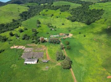 VISTA AEREA DA SEDE DA FAZENDA · Oportunidade Imperdível de Fazenda à Venda em Poços de Caldas MG.