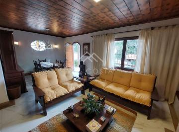 whatsapp-image-2026-04-13-at-142908-1-17761016860871.jpeg · Casa Completa no Centro da Cidade!
