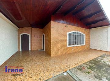 c086e80e35bbe0a3b9f930672b5a13ddaf44d725 · Casa com 3 dormitórios para alugar, 131 m² por R$ 2.800,00/mês - Jardim Suarão - Itanhaém/SP