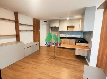 bd782d3f71a446b68ee5c50af231bbb8dde8ff87 · Apartamento com Suíte, móveis planejados, sacada com churrasqueira, Portão, Curitiba