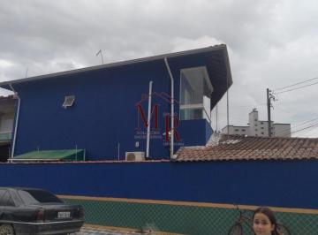 ylww0bi2ytq2nzg3mdc3oduw_md · Casa com três dormitórios na tupi em Praia Grande - SP