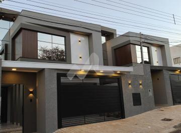 Casa · 1 Quarto · 2 Vagas · Sobrado à venda, Centro, TOLEDO - PR