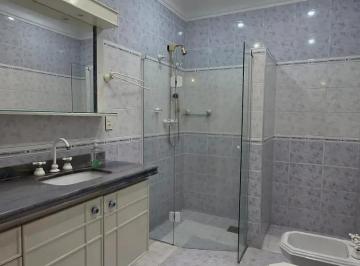 Casa de 2 quartos Venda R$ 950.000 · Casa de Condomínio para venda em Vila Teixeira de 185.00m² com 2 Quartos, 1 Suite e 2 Garagens