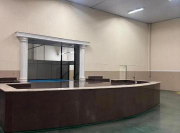 Comercial · 1300m² · 4 Vagas · Galpão / Depósito / Armazém para alugar em Vila Nova de 1300.00m² com 4 Garagens