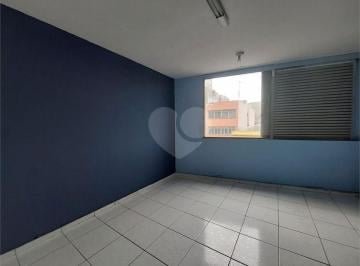 Comercial · 18m² · Sala Comercial para alugar em Centro de 18.00m²