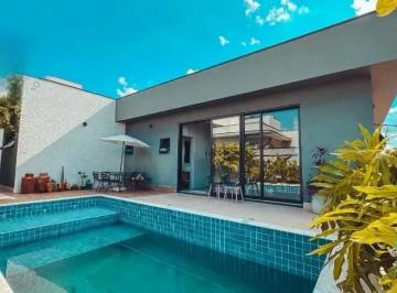 Casa de 3 quartos, Salto · Casa para venda em Portal Dos Bandeirantes de 262.00m² com 3 Quartos, 3 Suites e 3 Garagens