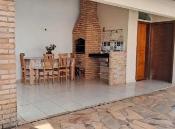 Casa en Venda de 3 quartos Residencial Lagos D'Icaraí · Casa para venda em Condomínio Lagos D'icaraí de 258.92m² com 3 Quartos, 3 Suites e 4 Garagens