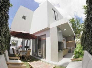 Casa · 140m² · 3 Quartos · 2 Vagas · Casa de Alto Padrão na Melhor Localização de Ananindeua