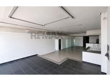 Comercial · 360m² · Sobreloja Comercial de 360m² — Avenida Guilherme Cotching