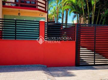 Comercial · 480m² · 17 Quartos · Residencial com 12 Unidades, 16 Quartos e Renda Imediata a Apenas 300 m da Praia do Campeche