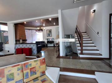 Casa · 409m² · 3 Quartos · 4 Vagas · Casa para Venda e Aluguel com 3 Quartos, Sendo 1 Suíte Master com Hidromassagem- Residencial Isaura,