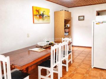 Casa · 115m² · 6 Quartos · 3 Vagas · Casa com 6 dormitórios, 3 vagas de garagem no bairro Estreito