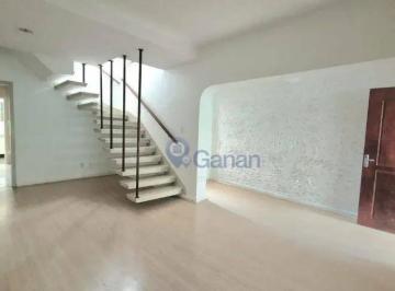 0917540166fbeb4ee432b85135be72aa51f1f071 · Sobrado Reformado em Rua Arborizada no Campo Belo – Conforto e Tranquilidade
