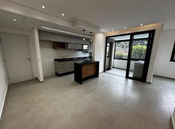Foto 01 · Apartamento no Jardim América: 2 quartos, 1 suíte, 2 salas, 1 banheiro, 2 vagas de garagem, 70m² - S