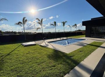Foto 01 · Casa em condomínio em Aracoiaba da Serra-SP, 3 quartos, 1 suíte, 6 vagas. Venha conhecer!