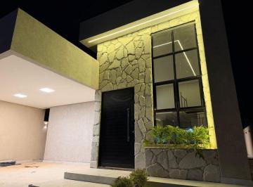 Casa de 3 quartos, Gama · Casa ponte alta norte, 3 suítes, piscina, churrasqueira, casa nova, rica em armários planejados