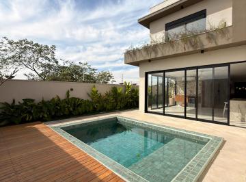 Casa de 3 quartos, Rio de Janeiro · Amplo Imóvel de 246 m² com Excelente Potencial de Valorização