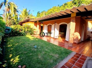 Casa · 153m² · 5 Quartos · Casa em condomínio fechado com 5 quartos