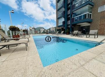 Apartamento · 67m² · 2 Quartos · 2 Vagas · Apartamento em prédio com lazer e vista mar