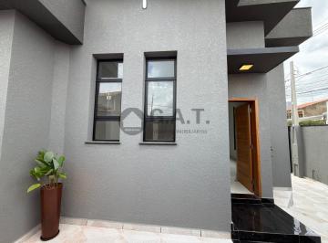 Foto 01 · Casa à venda em Votorantim-SP, Parque Jatai: 2 quartos, 1 suíte, 2 salas, 2 banheiros, 1 vaga de gar