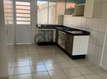 Foto 01 · Casa em Condomínio à Venda em Sorocaba-SP - Parque Vitória Régia: 2 Quartos, 2 Salas, 1 Banheiro, 2