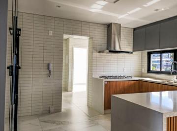Apartamento de 4 quartos, Brasília · Ennius Muniz — vista definitiva para o Parque Burle Marx