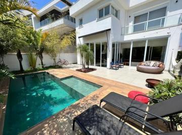 Casa de 4 quartos, Campos dos Goytacazes · Casa de 325 m² com 4 quartos à venda em Parque Rodoviário