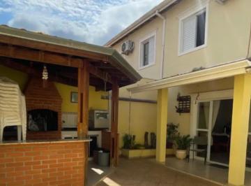 Casa de 3 quartos, Sorocaba · LINDO SOBRADO COND.VILLAGE, RES. SIRIEMA,3 DORM. EXCELENTE LOCALIZAÇÃO!
