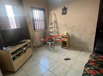 Casa · 80m² · 3 Quartos · 2 Vagas · CASA TÉRREA Á VENDA NA VILA NHOCUNÉ
