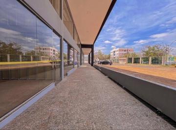 Comercial , Brasília · Loja a venda nova localização privilegiada iluminação natural oportunidade para seu negocio