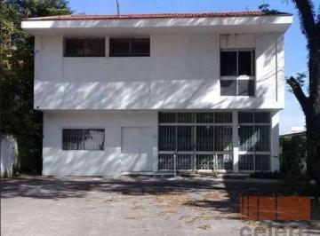 Casa · 461m² · 8 Quartos · 5 Vagas · Imóvel Comercial para Locação na Av. Paes de Barros - 461m² construídos em terreno de 650m²