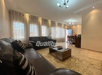 Casa · 198m² · 2 Quartos · 2 Vagas · Casa em Vila Bocaina