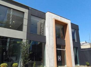 Comercial · 175m² · 4 Vagas · Loja em Centro