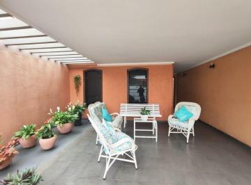 Casa · 162m² · 2 Quartos · 2 Vagas · Casa em Americana